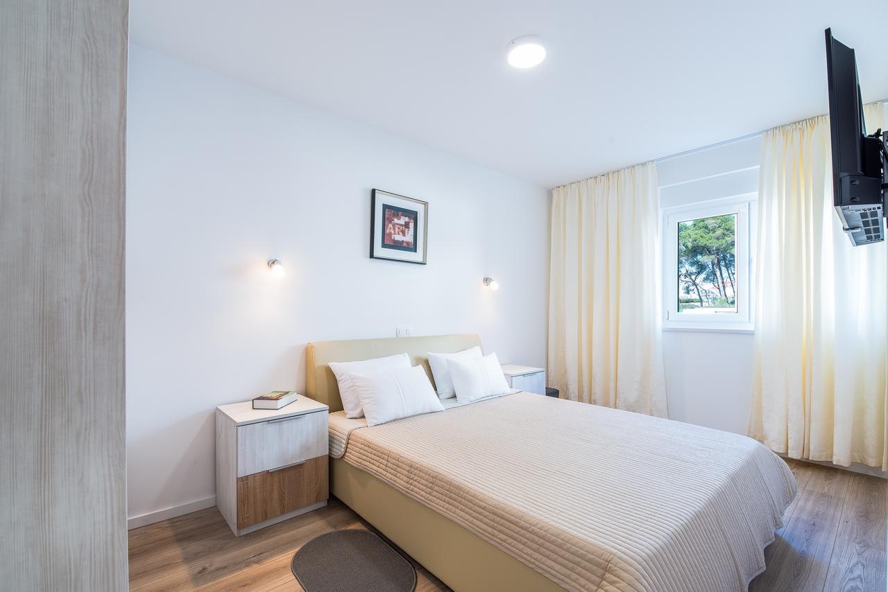 Apartments Corkovic Вир Екстер'єр фото